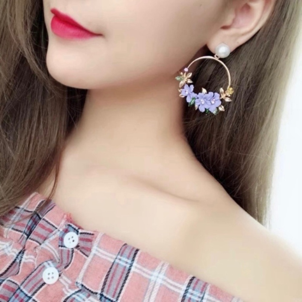 Purple Crystal Flower Dangle Drop Earrings for Women - Picture 4 of 4